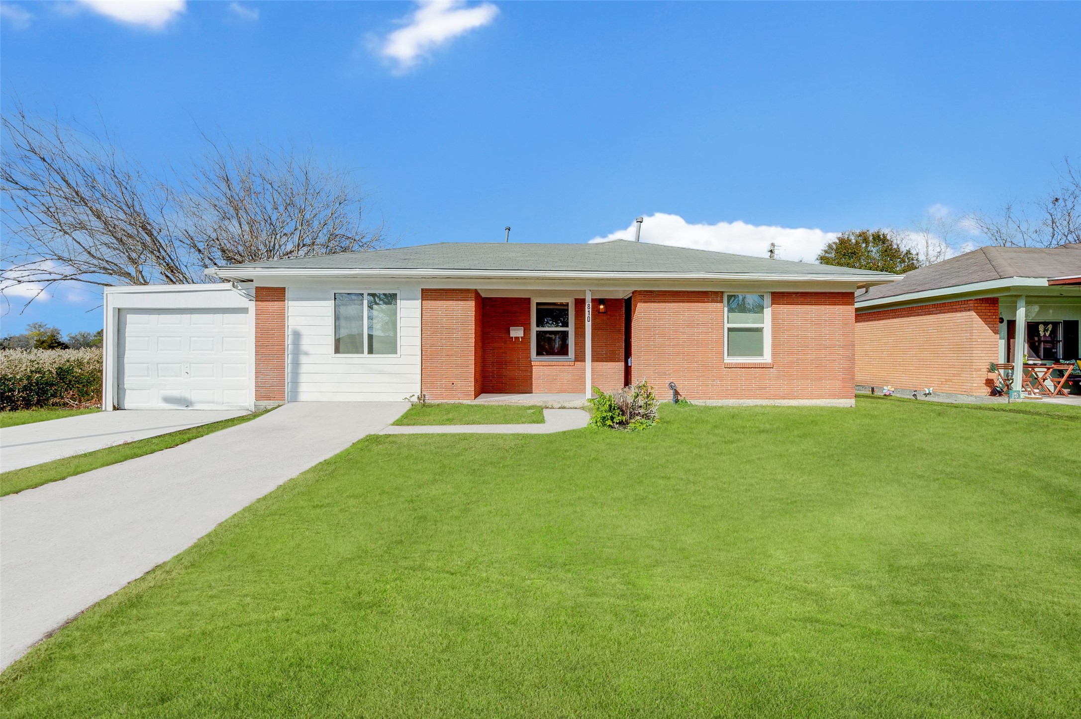 810 Largo Street Baytown TX 77520