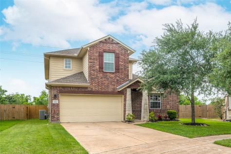 2543 Crystal Shore Drive Rosharon TX 77583