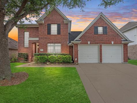 1911 Oakwood Court Drive Baytown TX 77521
