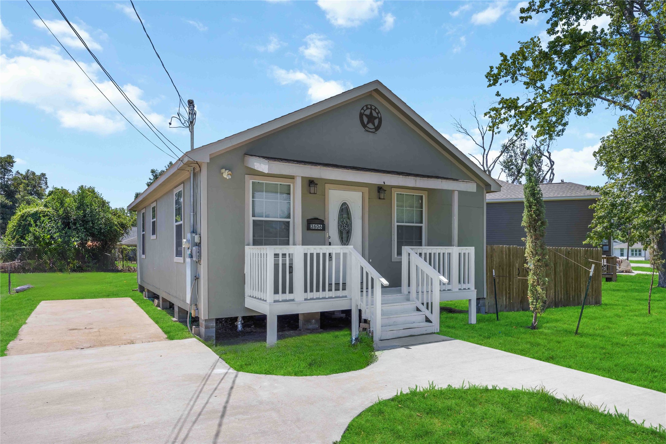 3606 Chickering Street Houston TX 77026