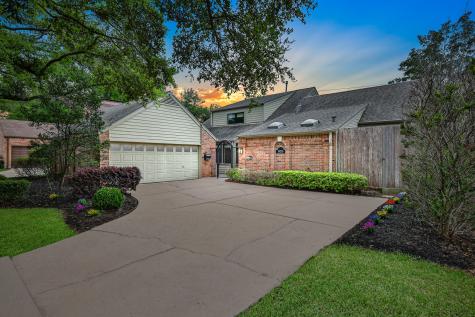 10215 Piping Rock Lane Houston TX 77042
