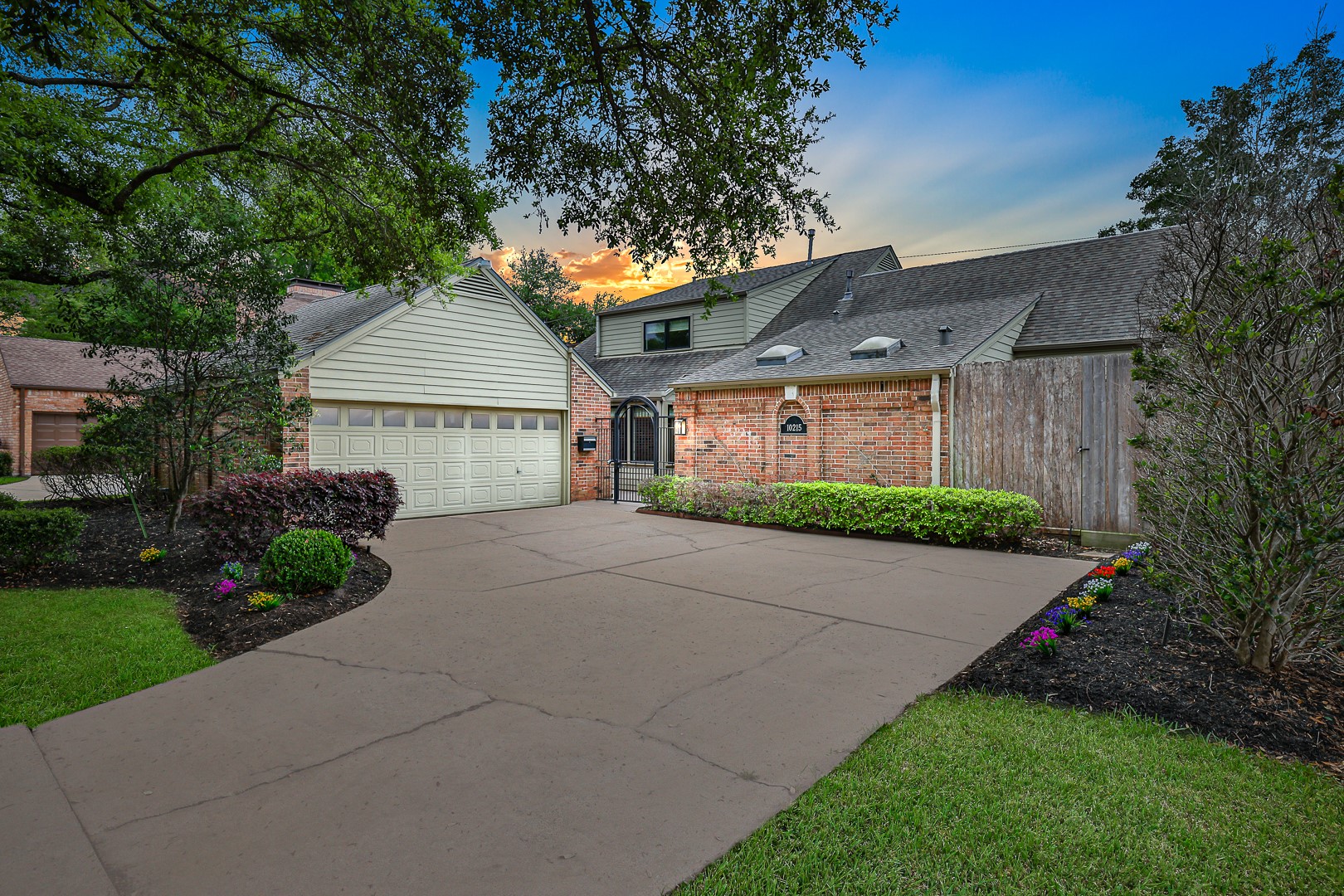 10215 Piping Rock Lane Houston TX 77042