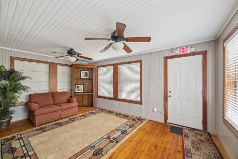 510 E Main Street Humble TX 77338