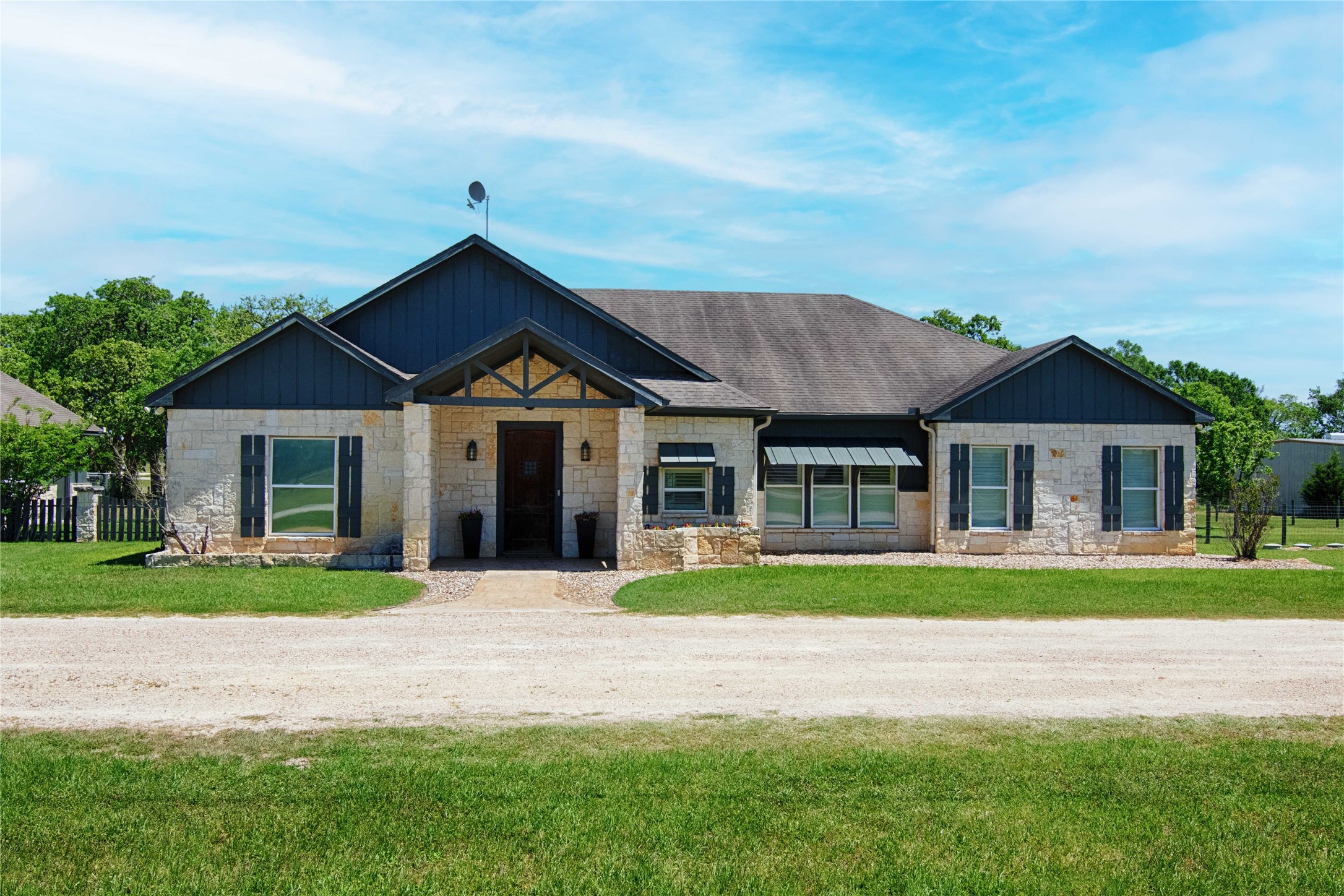 191 County Road 132bb Hallettsville TX 77964