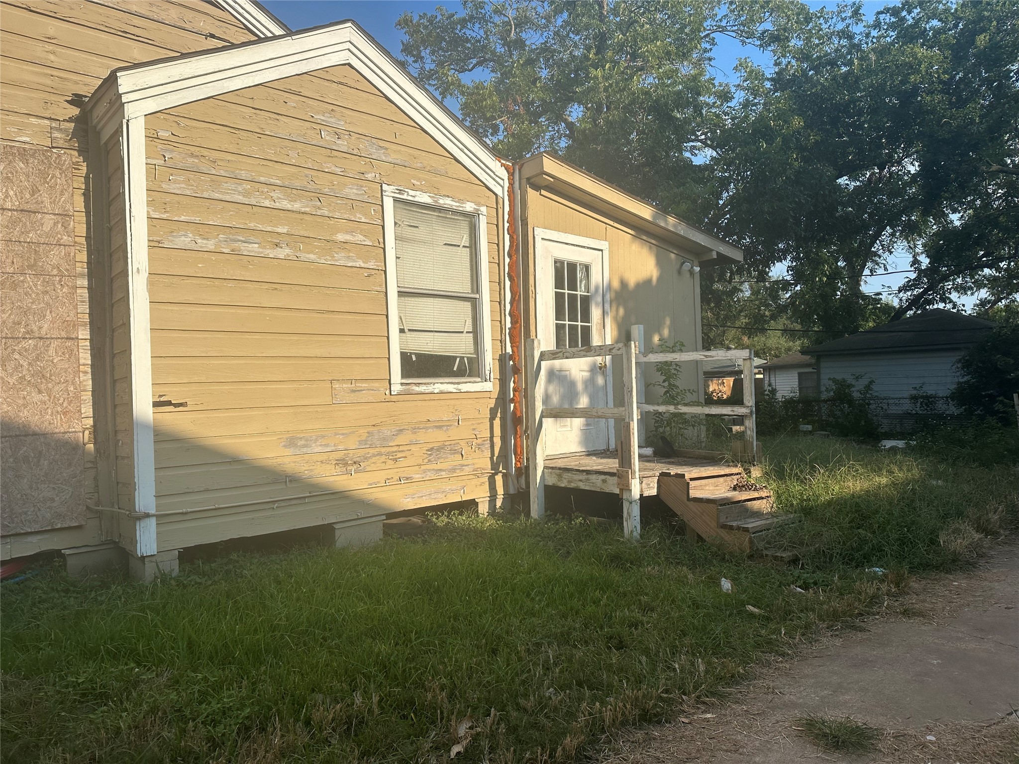 608 Thomas Avenue Pasadena TX 77506