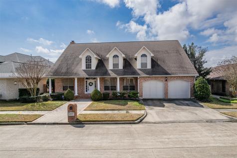4603 Country Club View Baytown TX 77521