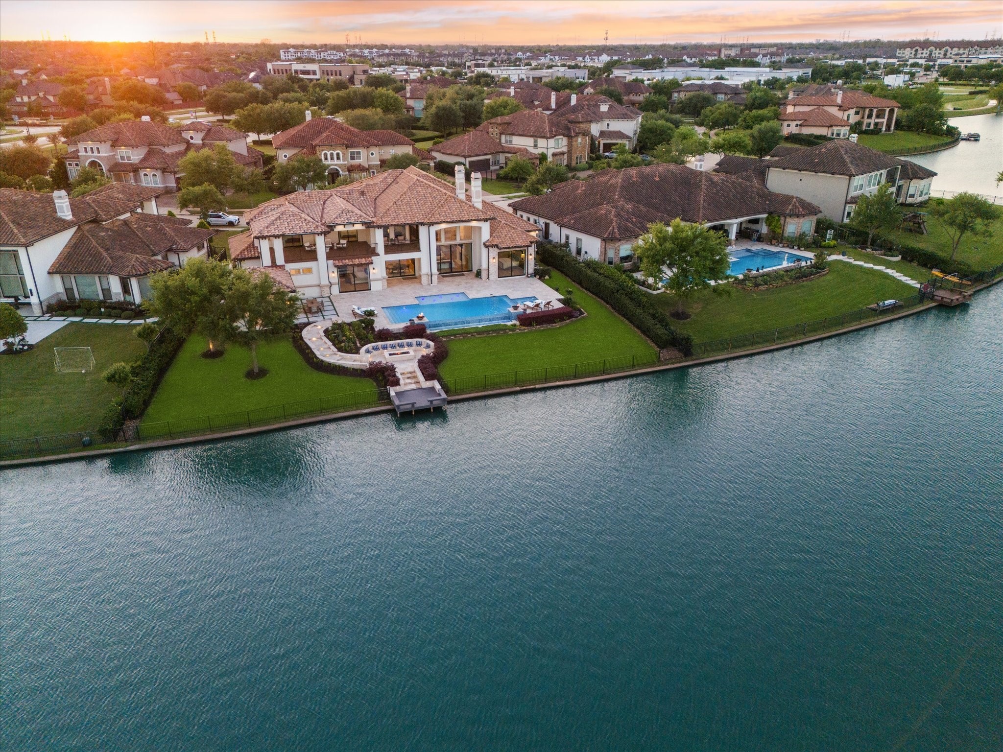 5043 Water View Bend Sugar Land TX 77479
