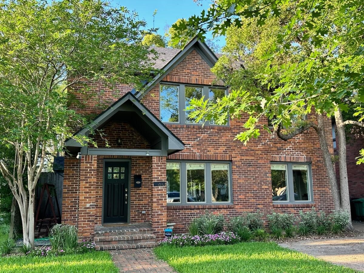1510 Bonnie Brae Street Houston TX 77006