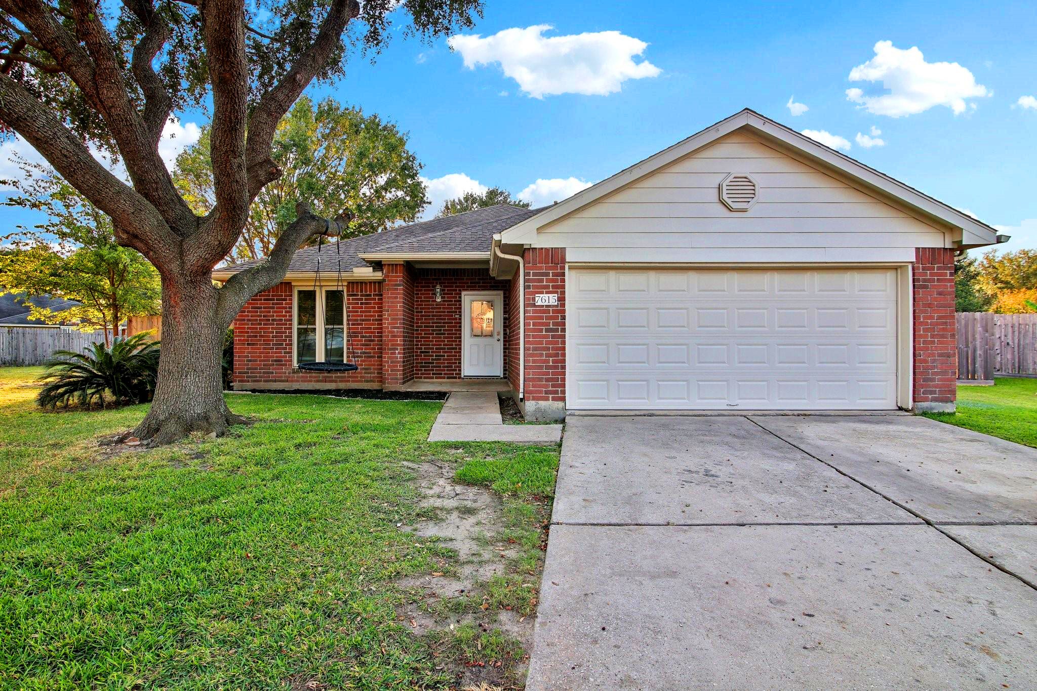 7615 Caddo Court Baytown TX 77521