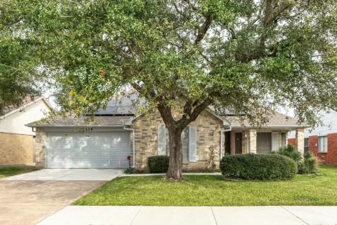 2819 S Peach Hollow Circle Pearland TX 77584