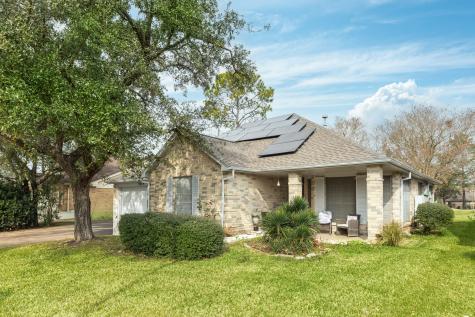 2819 S Peach Hollow Circle Pearland TX 77584