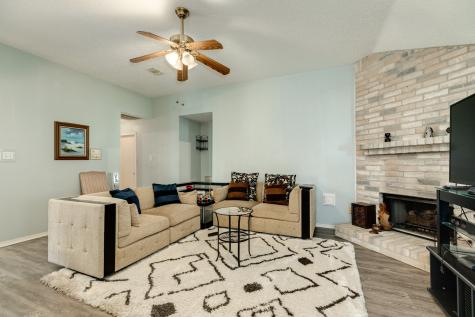 2819 S Peach Hollow Circle Pearland TX 77584