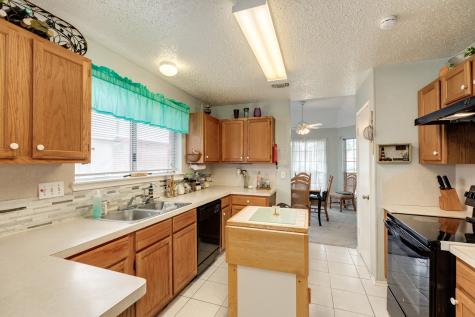2819 S Peach Hollow Circle Pearland TX 77584