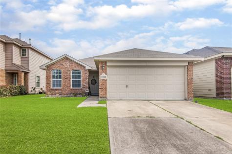 5722 Roseglen Meadow Lane Houston TX 77085