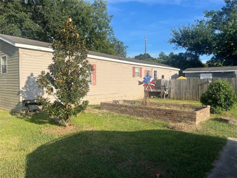 901 Knowlton Road Baytown TX 77520