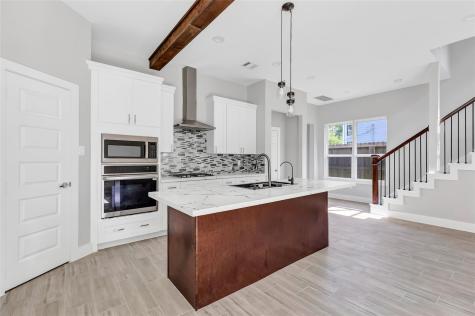 729 Magnolia Point Drive Houston TX 77336