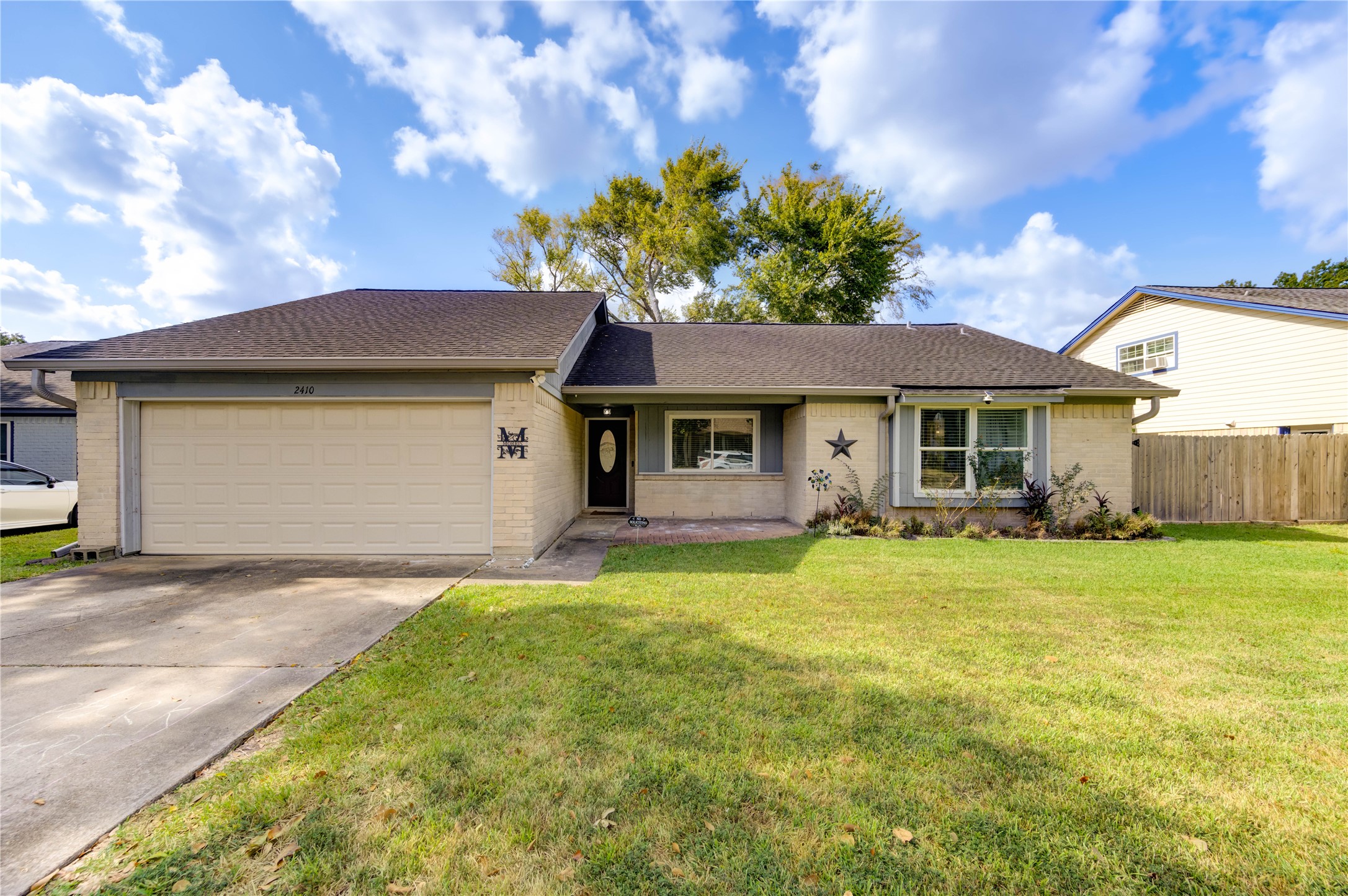 2410 Parkview Drive Pearland TX 77581