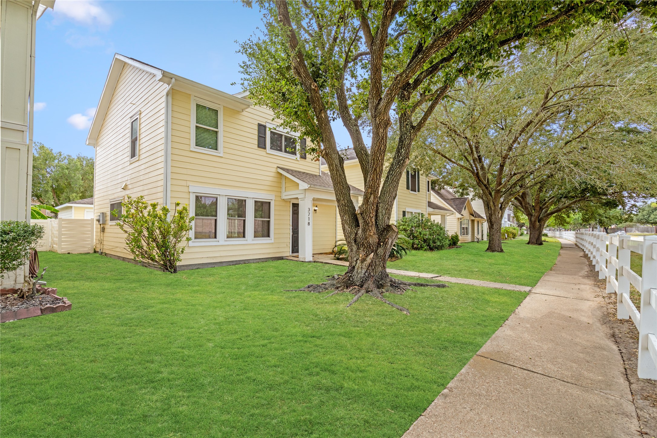 3718 W Traditions Court Houston TX 77082