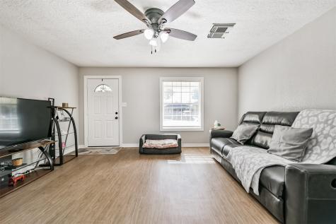 3015 Fern Street Pasadena TX 77503