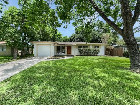 1510 14th Avenue N Texas City TX 77590