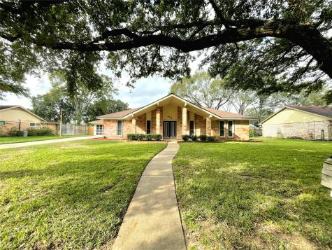 903 Carnation Street Katy TX 77493