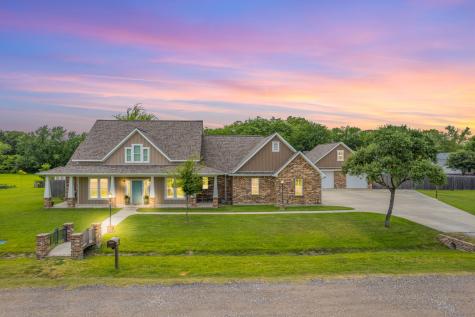 509 Elena Lane Highlands TX 77562