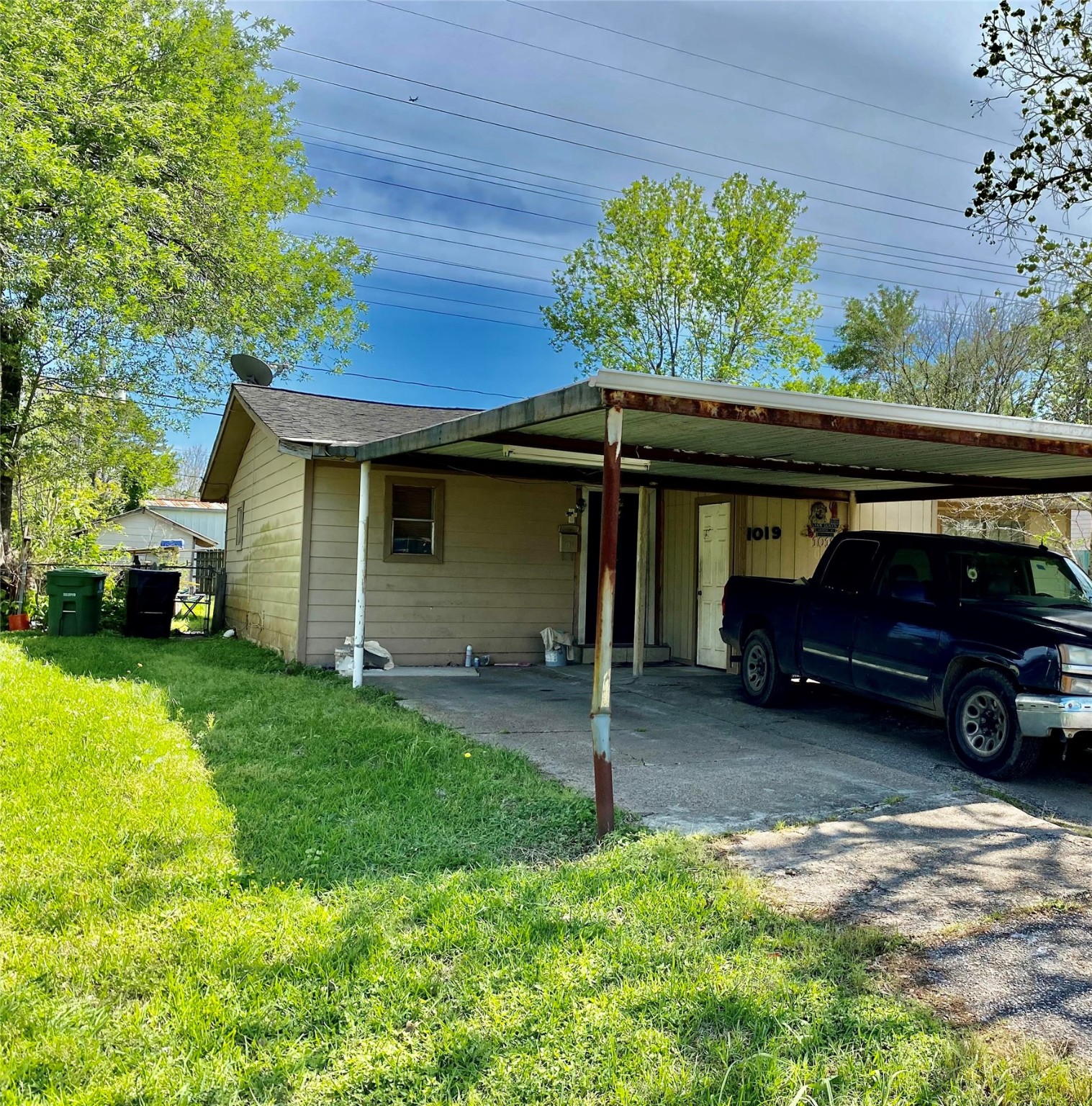 1019 Ahrens Street Houston TX 77017