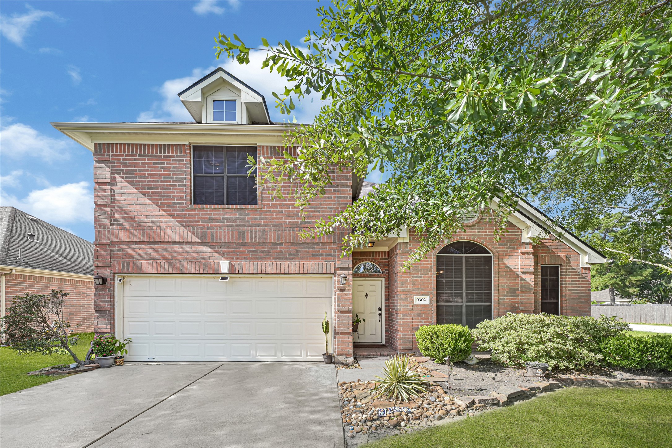 9302 E Lakeside Drive Magnolia TX 77354