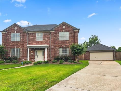 226 Plum Circle Lake Jackson TX 77566