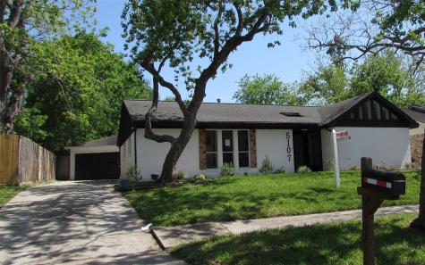 5107 Tashkent Drive Friendswood TX 77546