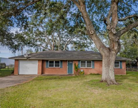 1809 Willow Street Bay City TX 77414