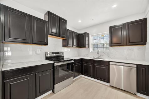 501 Live Oak Street Pasadena TX 77506