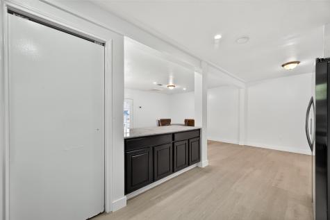 501 Live Oak Street Pasadena TX 77506