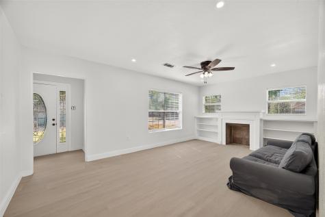 501 Live Oak Street Pasadena TX 77506