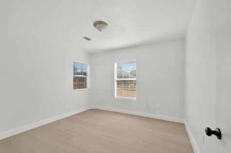 501 Live Oak Street Pasadena TX 77506