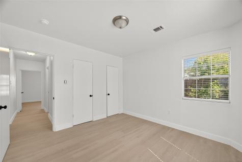 501 Live Oak Street Pasadena TX 77506