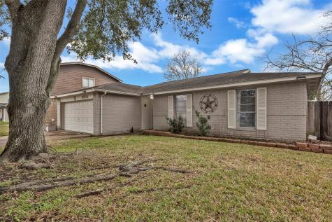 9905 Sparrow Street La Porte TX 77571