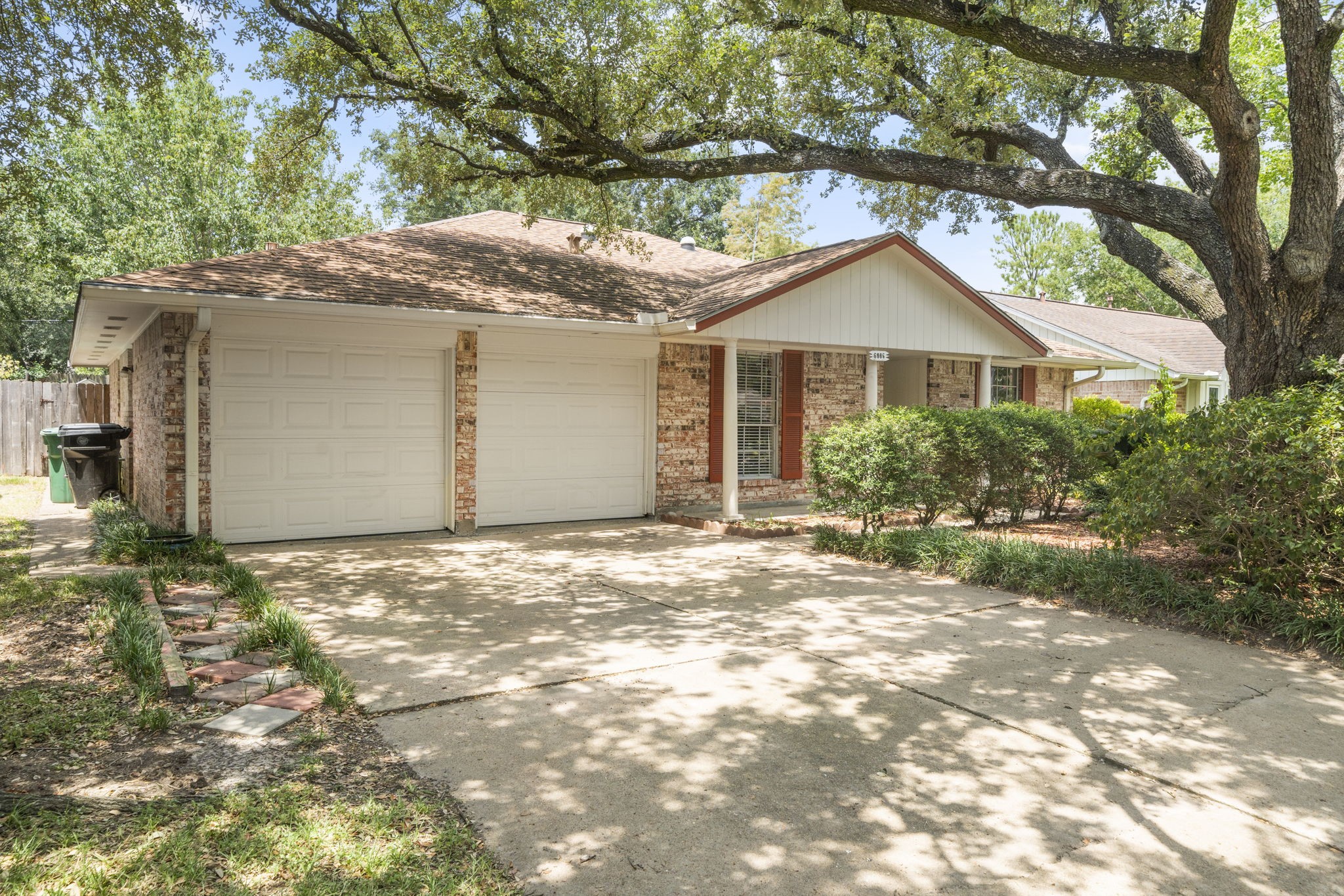 6006 De Lange Lane Houston TX 77092