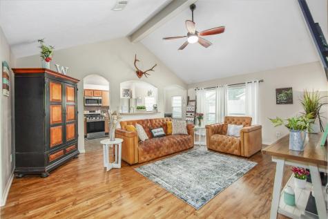 1938 Kamren Drive Houston TX 77049