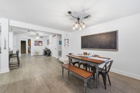 915 S 13th Street Nederland TX 77627