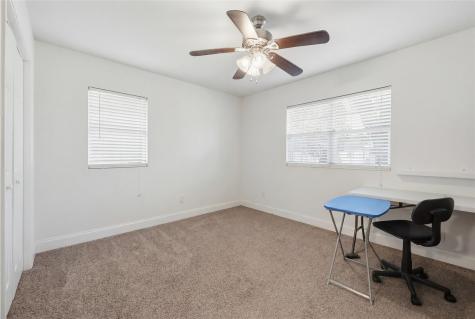 915 S 13th Street Nederland TX 77627