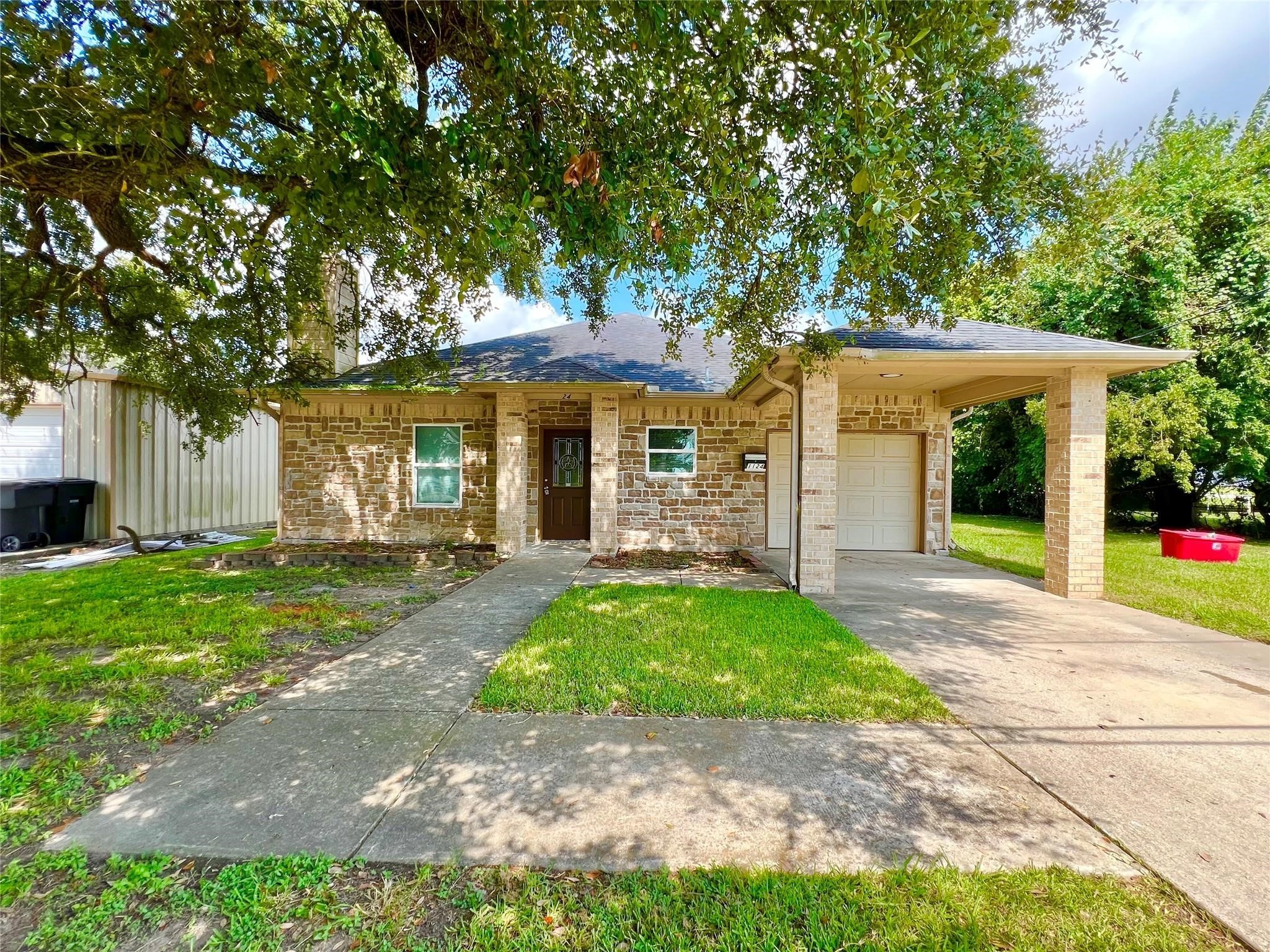 1124 Chicago Avenue Nederland TX 77627
