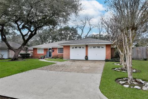 1706 Amy Drive Baytown TX 77520