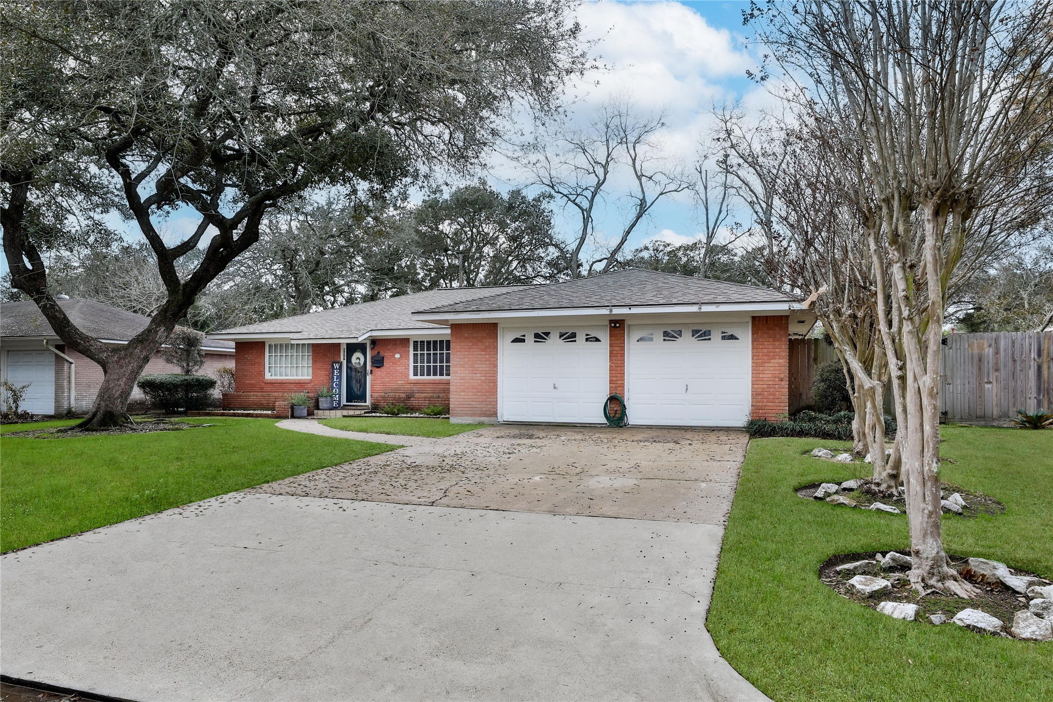 1706 Amy Drive Baytown TX 77520