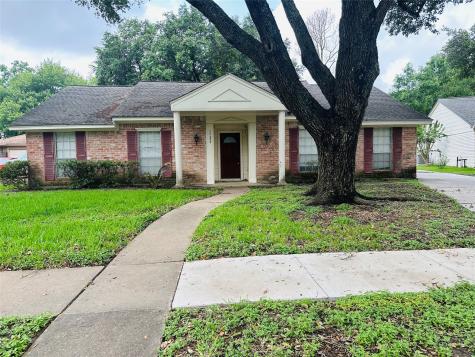 15609 Australia Street Jersey Village TX 77040