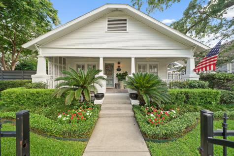 1033 Highland Street Houston TX 77009