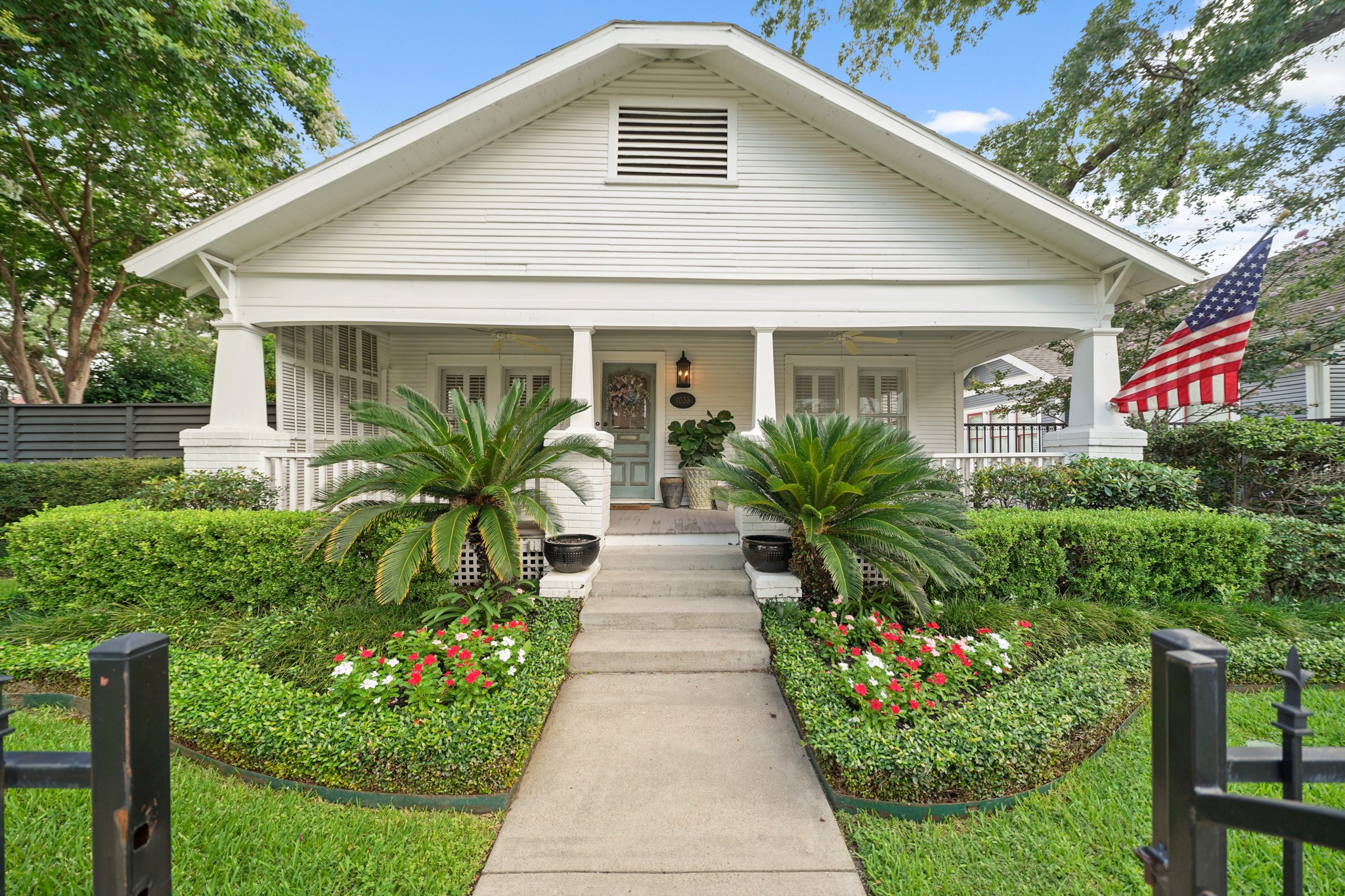 1033 Highland Street Houston TX 77009
