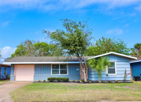 116 Tuna Street Galveston TX 77550