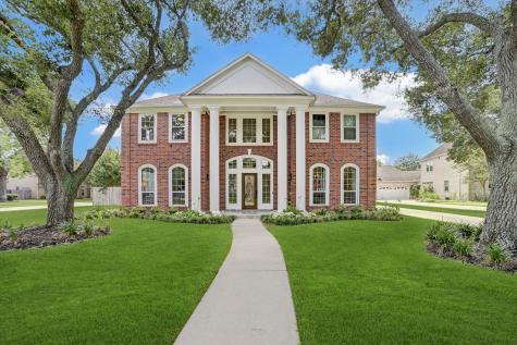 18 Bishops Court Sugar Land TX 77479