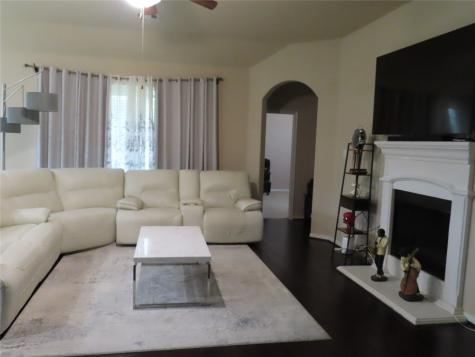 13707 Contour Court Richmond TX 77407